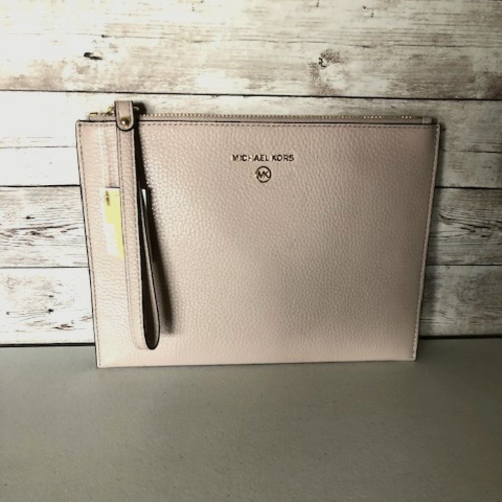 Michael Kors Jet Set Charm Large Zip Clutch Wrstlt Leather Soft Pink